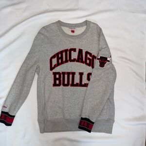 Mitchell & Ness Chicago Bulls Gray Crewneck Sweater